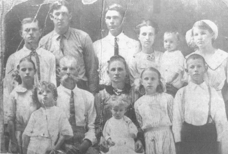 Armstrong, Frank and Effie
and their Family